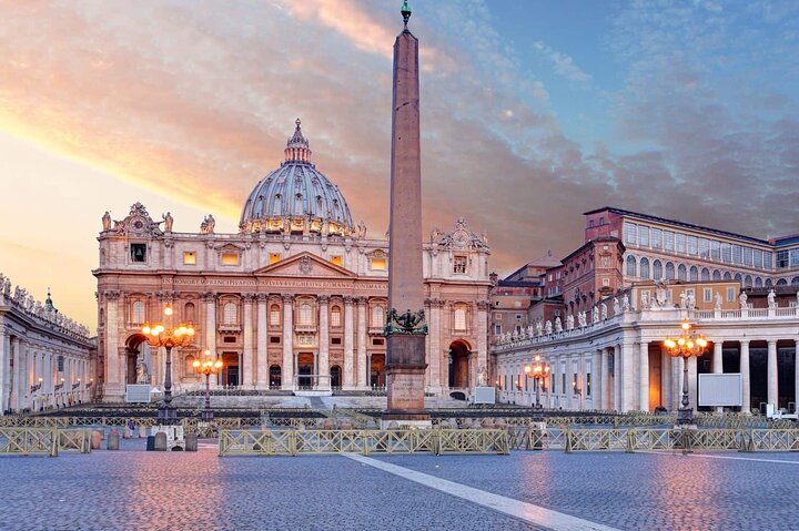 Visita guiada a la Basílica de San Pedro y Tumbas Papales