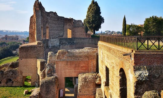 Visita semiprivada al Coliseo con Foro Romano y Monte Palatino