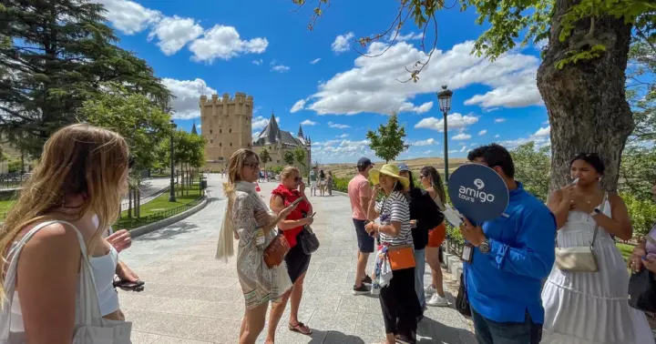 Madrid: Toledo y Segovia con catedral, alcázar y almuerzo
