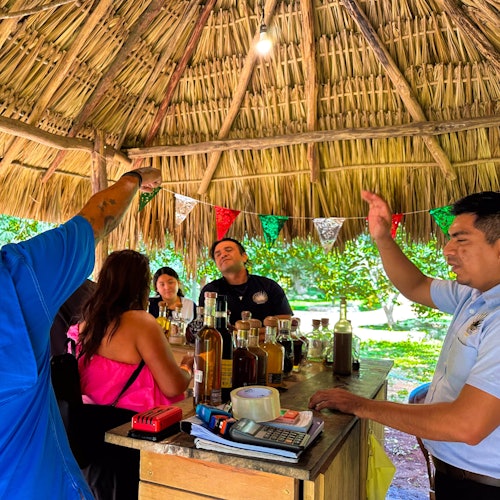 Chichén Itzá & Valladolid: Entry Ticket + Roundtrip