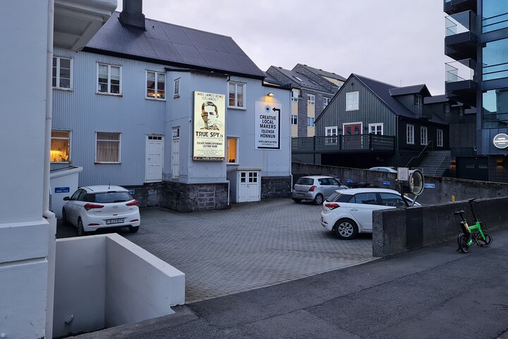 ¿James Bond era islandés? Boleto con conferencia de una hora