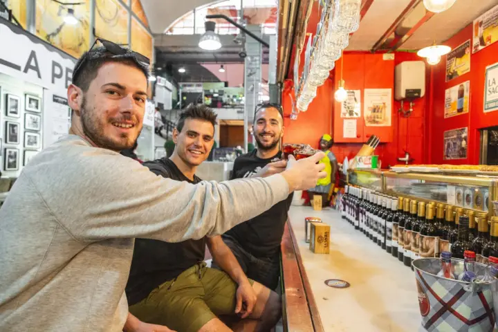 Madrid: Guided Food Tour with Authentic Tapas & Delicacies