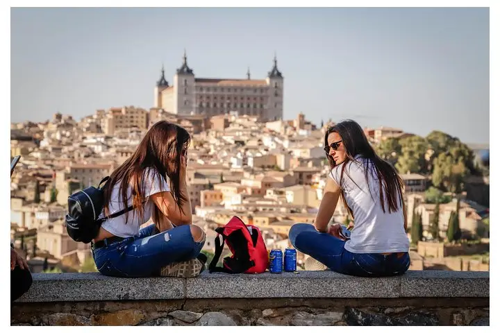 Excursión de un día a Toledo desde Madrid : Visita autoguiada con 7 monumentos