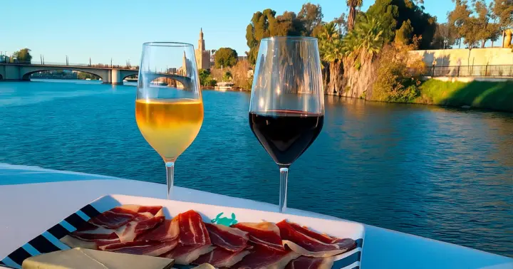 Sevilla: opciones de paseo en barco por el río de 1 h, 1,5 h o 2,5 h