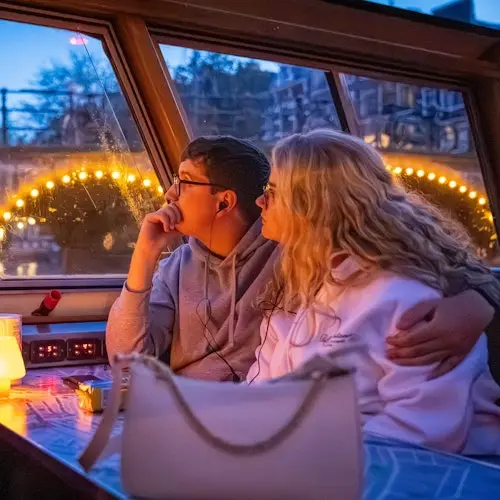 Amsterdam: Blue Boat Evening Canal Cruise