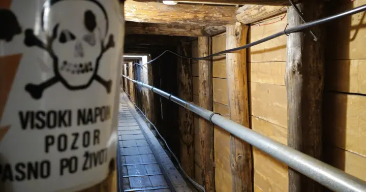 Sarajevo Under Siege: Tunnel of Hope Small-Group Tour