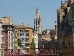 Entrada al conjunto episcopal de Gerona