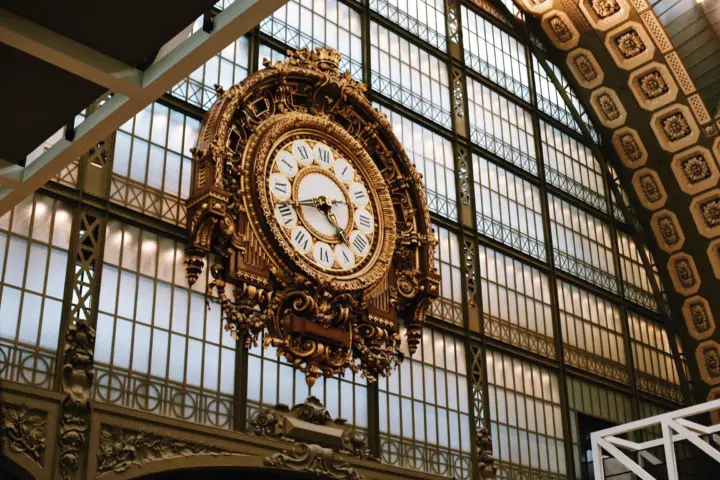 Obras maestras del Louvre y Orsay: tour guiado de 5 h para hasta 6 personas