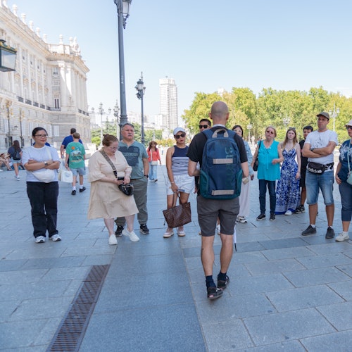 Catedral de la Almudena y Palacio Real: Visita guiada a pie