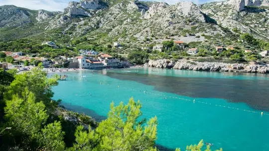 Tour de día completo en bicicleta eléctrica en Calanques y la ciudad de Marsella