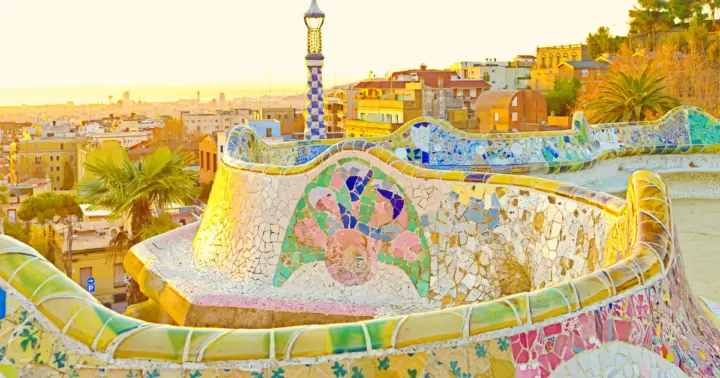 Barcelona: Park Guell Guided Tour with Skip-the-Line Entry