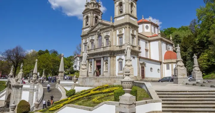 The Soul of Braga: Cathedrals, Palaces and Sanctuaries