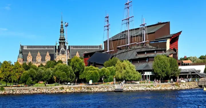 Stockholm: Old Town Highlights Private Walking Tour