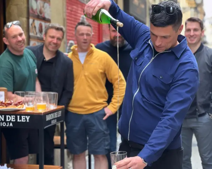 San Sebastián: tour por el mercado Premium, pintxos y cata de vino
