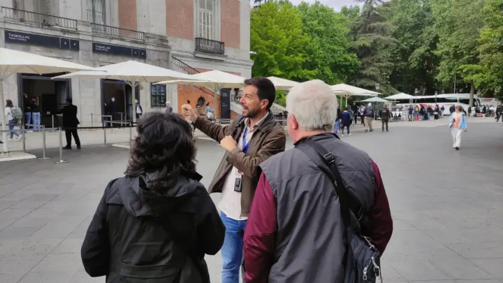 Madrid en un día: obras maestras del Prado y parque del Retiro en bicicleta