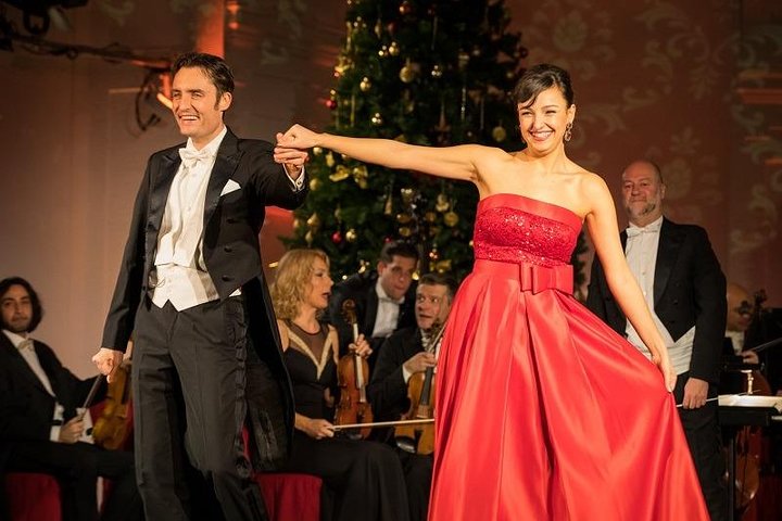 Navidad en el Palacio de Schönbrunn Viena: Concierto de música clásica y mercado navideño