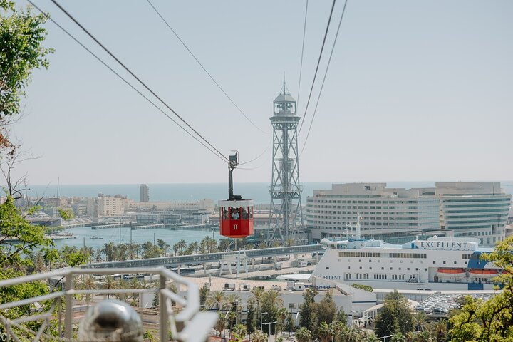 Barcelona En un día Sagrada, Park Güell, casco antiguo y teleférico