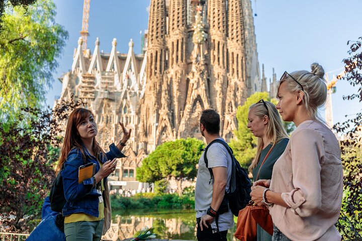 Tour completo por Gaudí : Casa Batlló, Park Güell & Sagrada Familia