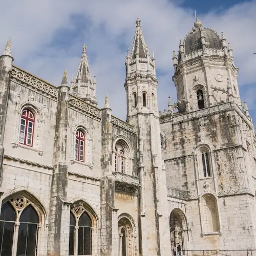 Lisboa: Visita Guiada al Monasterio de los Jerónimos + Paseo por Belém