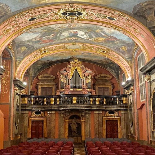 Capilla Espejo Klementinum Praga: Concierto clásico de la Orquesta Real Checa