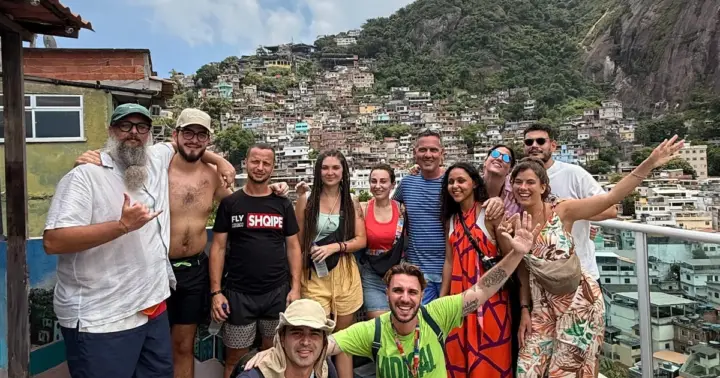 Rio de Janeiro: Vidigal Favela Tour with Local Guide