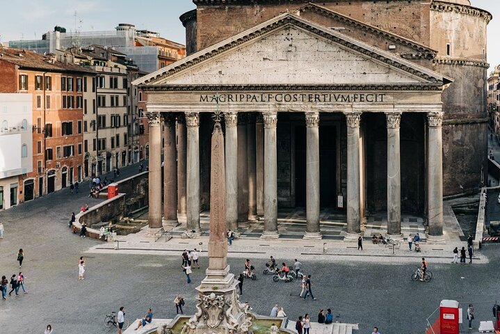 Entrada rápida al Panteón con audioguía