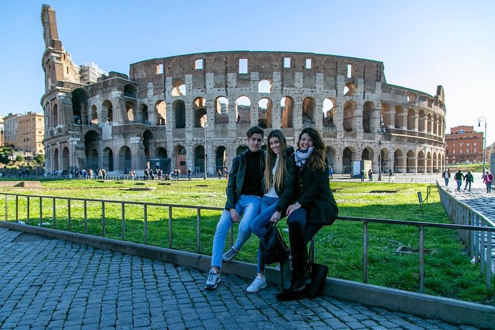 Tour privado del Coliseo, foros del Monte Palatino y la antigua Roma