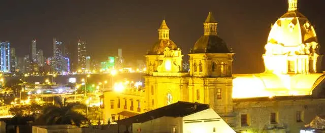 Rooftop Bar Tour of Cartagena