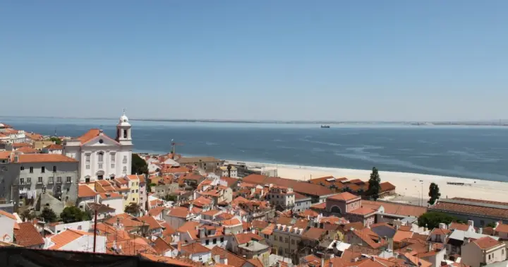 Lisboa: Tour a pie por los barrios de Alfama y el Castillo de San Jorge