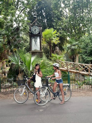 Recorrido en bicicleta eléctrica por Villa Borghese, Villa Ada y el barrio de Coppedè