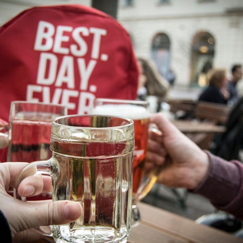 Vienna: Private Guided Evening Food Tour