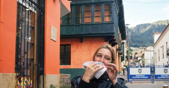 Bogotá: La Candelaria Food Tour with 7 Tastings & Ajiaco