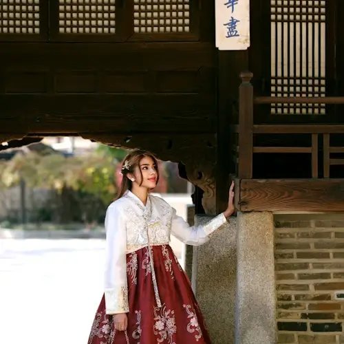 «Princess Hanbok»: alquiler de hanbok y sesión de fotos: hanbok de lujo (disponible para adultos y niños)