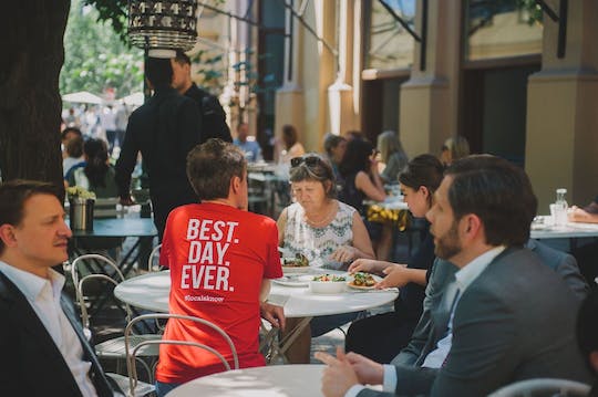 Vienna food, coffee and market guided tour