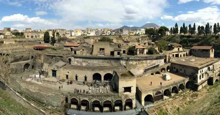 Herculaneum: Skip-the-Line Entry Ticket with Audio Guide
