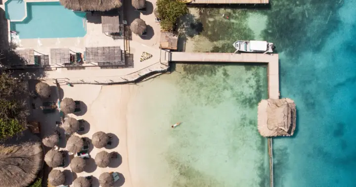 Islas del Rosario: Day pass with transport and lunch included.