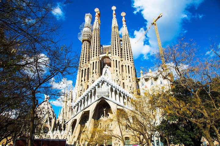 Visita guiada privada a la Sagrada Familia con entradas sin colas