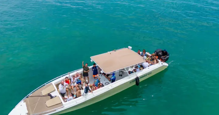 Cartagena: disfruta de las islas del rosario con barra libre