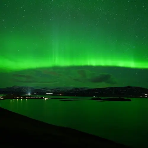 Reykjavík: Small-Group Northern Lights Tour
