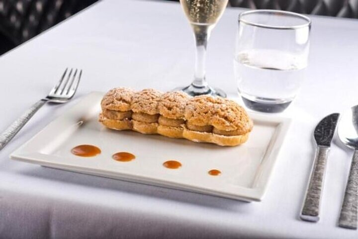 Tour privado Eiffel y crucero por el río Sena de París