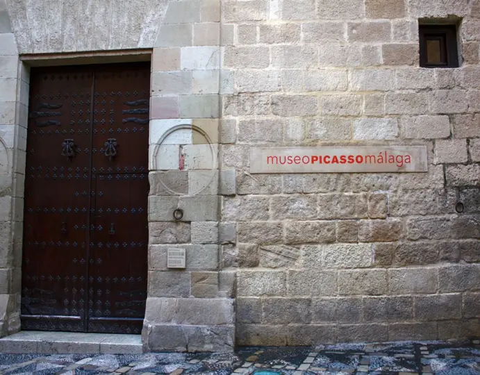 Málaga: Visita guiada al Museo Picasso con ticket de entrada sin colas