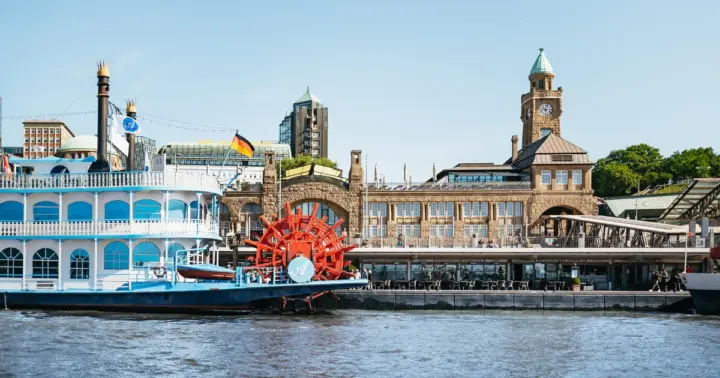 Hamburgo: Crucero turístico de 1 hora por el puerto con HafenCity