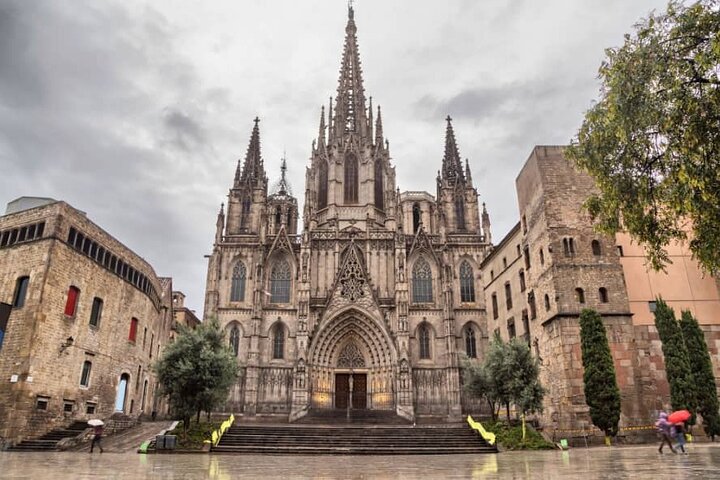 Tour privado por la Sagrada Familia y el Barrio Gótico