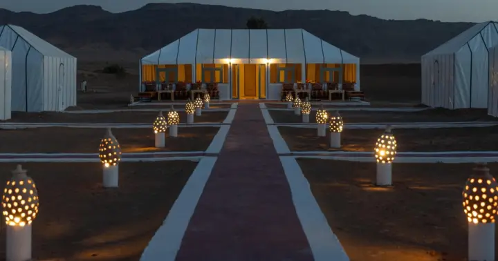 Desde Marrakech: campamento de lujo en Zagora, 2 días