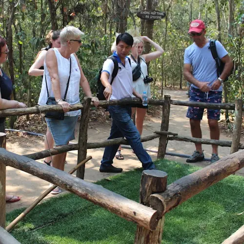Túneles de Cu Chi: Excursión guiada en lancha rápida desde Ciudad Ho Chi Minh + Almuerzo