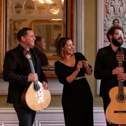 Oporto: Espectáculo de Fado en Destino Fado