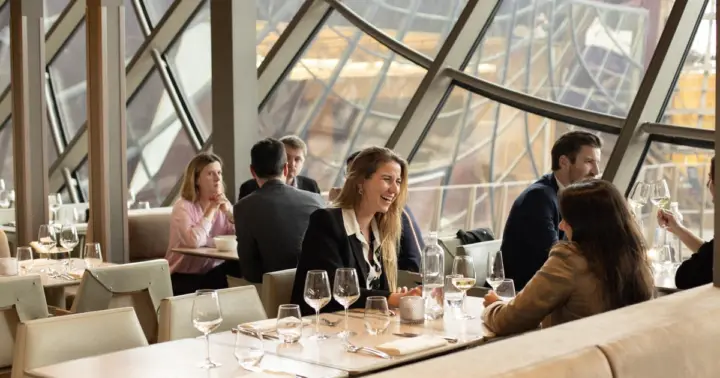 París en 1 día: tour de la ciudad, almuerzo en Torre Eiffel y crucero por el Sena