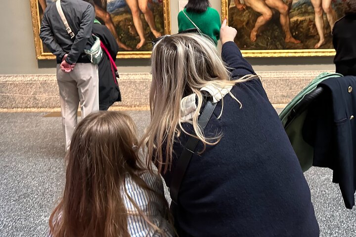 Visita guiada privada al Museo del Prado de Madrid para niños y familias