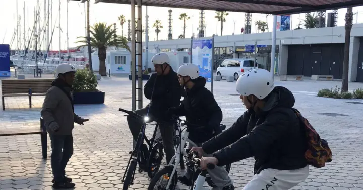 Barcelona: electric bicycle tour to the National Palace in Montjuic