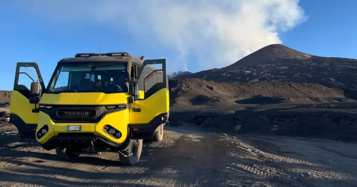Mount Etna: North Upper Craters Guided Tour by 4x4 with Trek